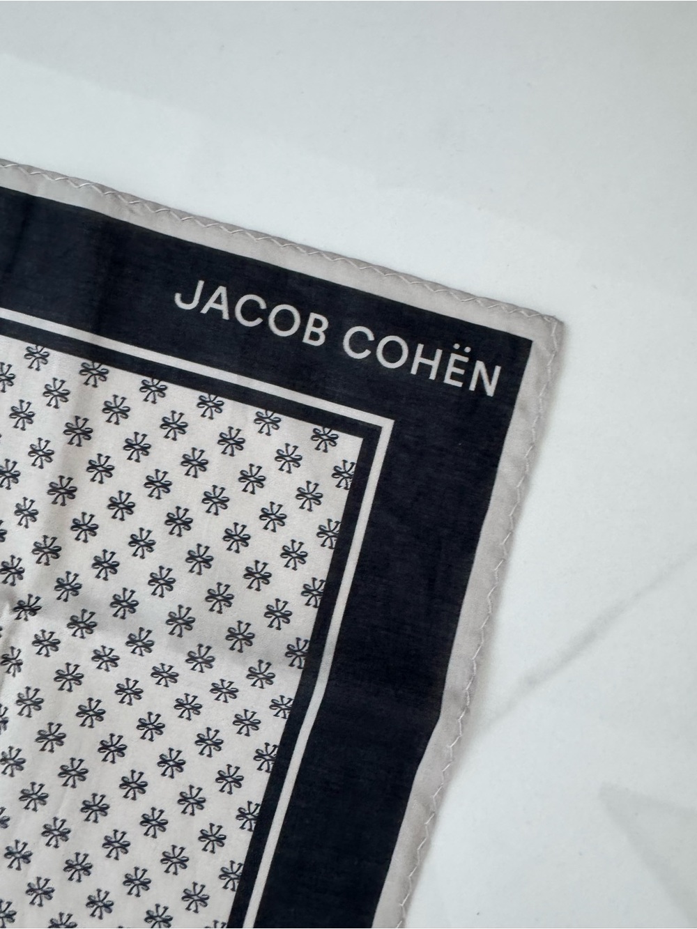 Jacob Cohen Men's Black and Cream Cotton Pocket Square